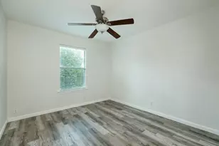 4620 Acers Ln, Austin, TX 78725 - Photo 7