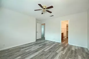 4620 Acers Ln, Austin, TX 78725 - Photo 9