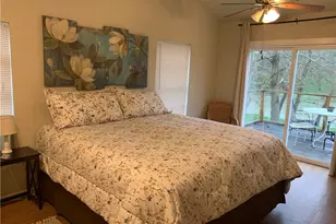 329 Riverwood Dr, Bastrop, TX 78602 - Photo 5