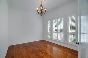 10200 Treasure Island Dr, Austin, TX 78730 - Photo 9