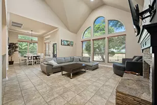 22140 Rose Grass Ln, Spicewood, TX 78669 - Photo 9