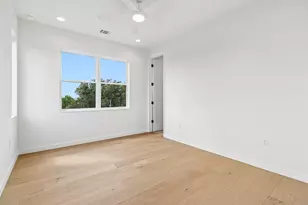 5610 Hudson St, Austin, TX 78721 - Photo 25