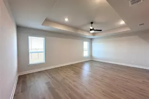 309 E Luna Blue Ln, Jarrell, TX 76537 - Photo 5