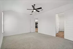 9704 Boathouse Dr, Austin, TX 78744 - Photo 9