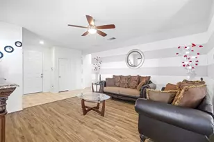 13821 Virtue St, Manor, TX 78653 - Photo 5