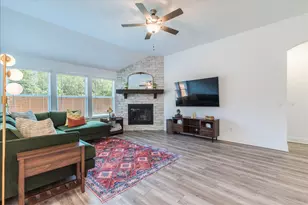 286 Muddy Crk Wy, Kyle, TX 78640 - Photo 11