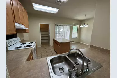 4507 Peach Grove Road, Austin, TX 78744 - Photo 7