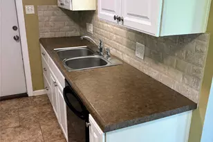 1903 Aberdeen Dr, Round Rock, TX 78664 - Photo 3