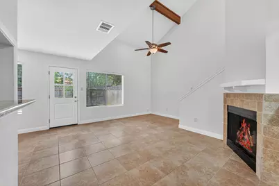 512 Eberhart Lane #203, Austin, TX 78745 - Photo 5
