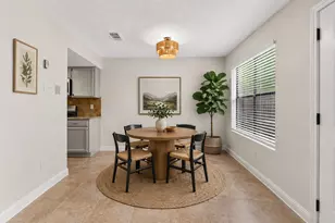 512 Eberhart Ln, Austin, TX 78745 - Photo 7