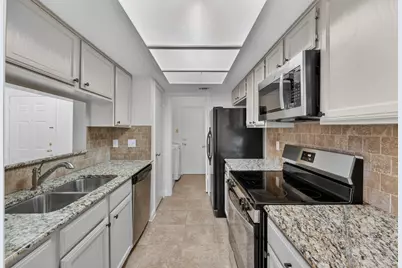 512 Eberhart Lane #203, Austin, TX 78745 - Photo 9