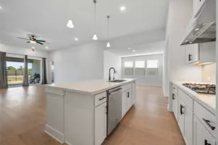 957 Arrowhead Ranch Blvd, Dripping Springs, TX 78620 - Photo 7