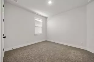 957 Arrowhead Ranch Blvd, Dripping Springs, TX 78620 - Photo 19