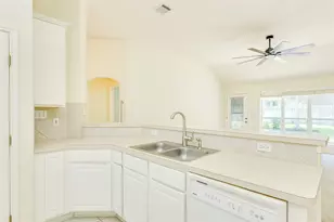 111 Arrowhead Ln, Georgetown, TX 78628 - Photo 19