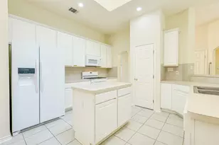 111 Arrowhead Ln, Georgetown, TX 78628 - Photo 17