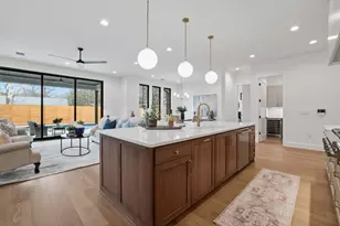 6611 Lexington Rd, Austin, TX 78757 - Photo 11