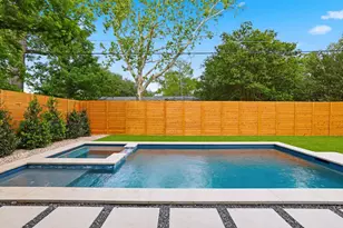 6611 Lexington Rd, Austin, TX 78757 - Photo 35
