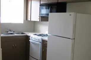 926 E Dean Keeton St, Austin, TX 78705 - Photo 5