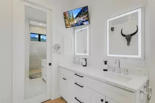 13322 Galleria Cir, Austin, TX 78738 - Photo 9