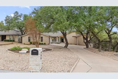 408 Rolling Green Drive, Lakeway, TX 78734 - Photo 23