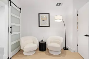 408 Rolling Green Dr, Lakeway, TX 78734 - Photo 7