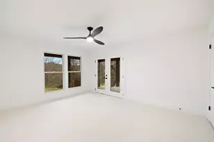 408 Rolling Green Dr, Lakeway, TX 78734 - Photo 11