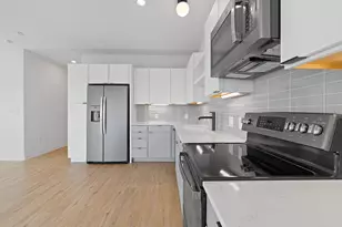 100 W Mockingbird Ln, Austin, TX 78745 - Photo 5