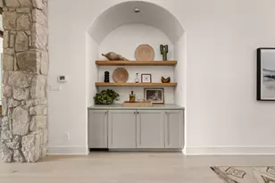 8217 Carranzo Dr W, Austin, TX 78735 - Photo 17