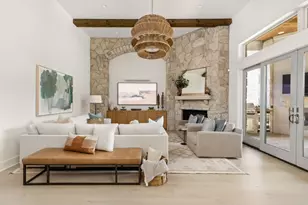 8217 Carranzo Dr W, Austin, TX 78735 - Photo 13