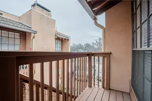 110 E 37th St, Austin, TX 78705 - Photo 9