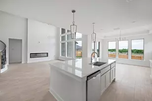 129 Cloverton Cres, Hutto, TX 78634 - Photo 9