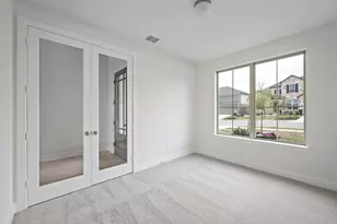 129 Cloverton Cres, Hutto, TX 78634 - Photo 15