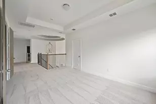 129 Cloverton Cres, Hutto, TX 78634 - Photo 17