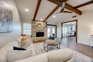 12400 Willow Wild Dr, Austin, TX 78758 - Photo 11