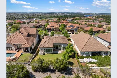 205 Antigua Way, Lakeway, TX 78738 - Photo 29