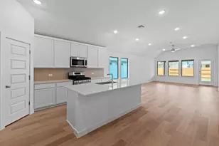 111 Malibu, Hutto, TX 78634 - Photo 5