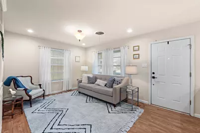 8501 Kromer Street, Austin, TX 78757 - Photo 5