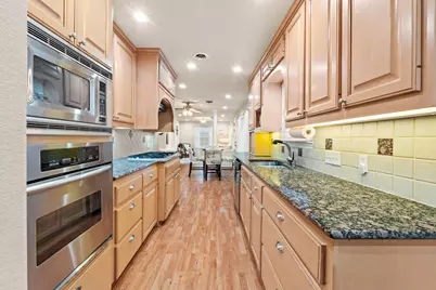 8501 Kromer Street, Austin, TX 78757 - Photo 11