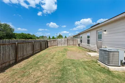 124 Continental Avenue, Liberty Hill, TX 78642 - Photo 31