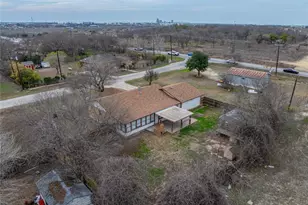 111 Branch View Dr, Kyle, TX 78640 - Photo 17