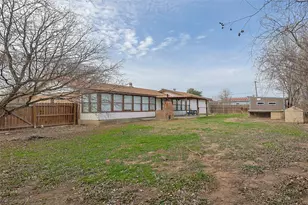 111 Branch View Dr, Kyle, TX 78640 - Photo 15