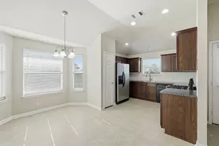 119 Bayliss St, Hutto, TX 78634 - Photo 3