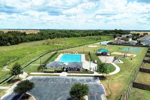 119 Bayliss St, Hutto, TX 78634 - Photo 13