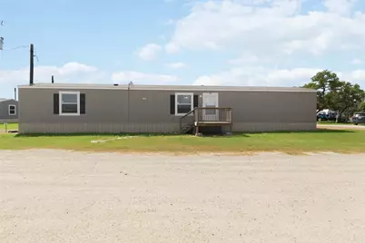 5670 E Austin Street, Giddings, TX 78942 - Photo 1
