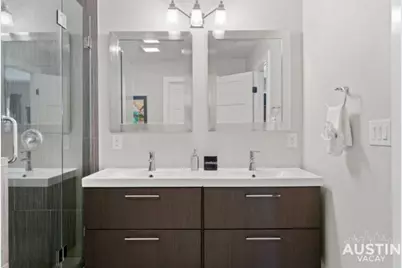 3013 E 16th Street, Austin, TX 78702 - Photo 15