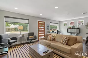 3013 E 16th St, Austin, TX 78702 - Photo 3