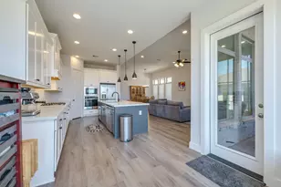 223 Trailing Lantana Ln, San Marcos, TX 78666 - Photo 15