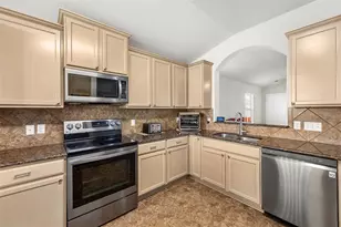 320 Ammonite Ln, Jarrell, TX 76537 - Photo 7