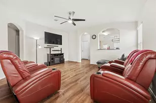 320 Ammonite Ln, Jarrell, TX 76537 - Photo 5