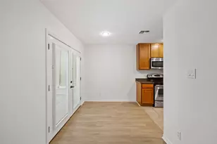 6700 Cooper Ln, Austin, TX 78745 - Photo 5